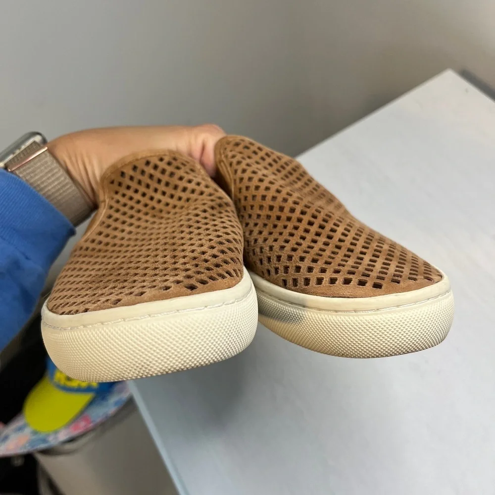 Tory Burch Jesse Suede Perforated Sneaker Tan Sz 9 Slip On